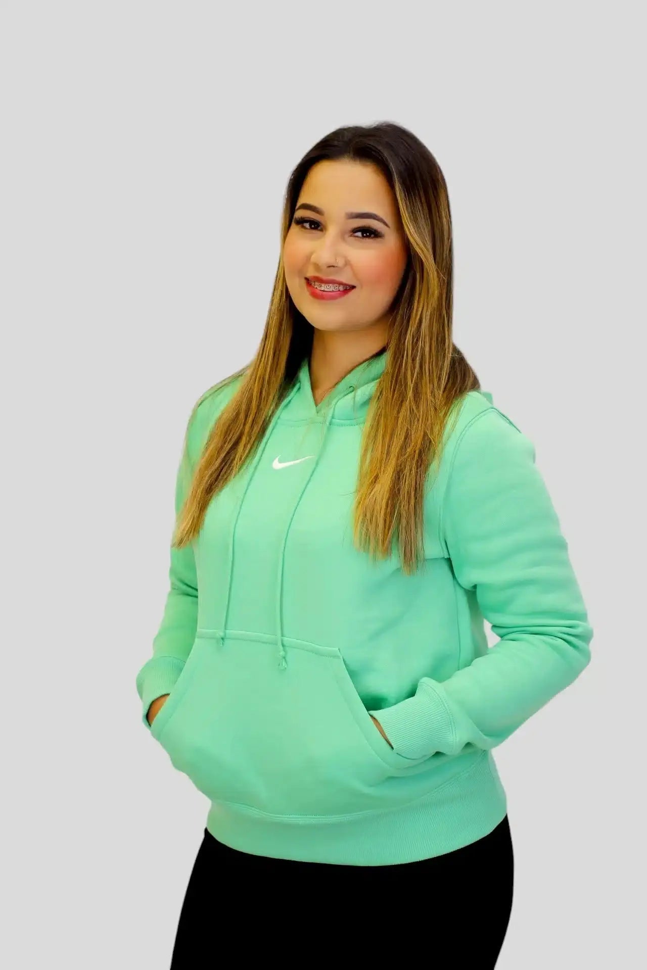 Moletom Nike Feminino Fleece - Estilo e Conforto - Ale Imports