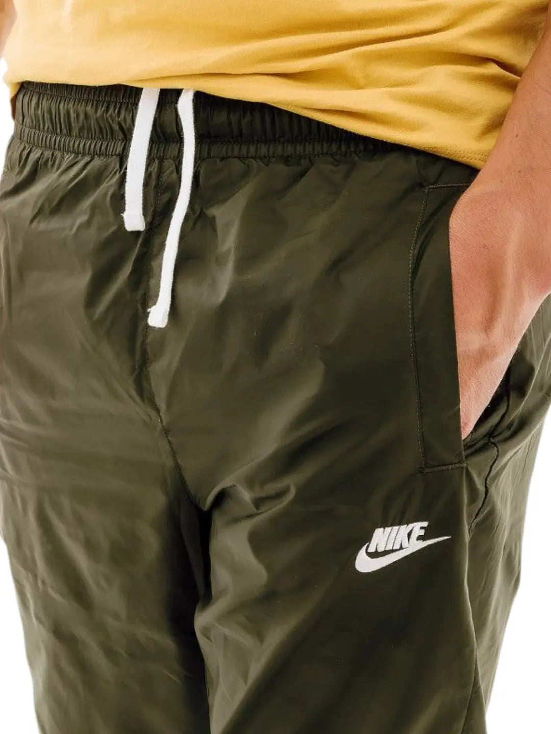 Conjunto Nike Sportswear Club Woven Masculino - Verde - Ale Imports