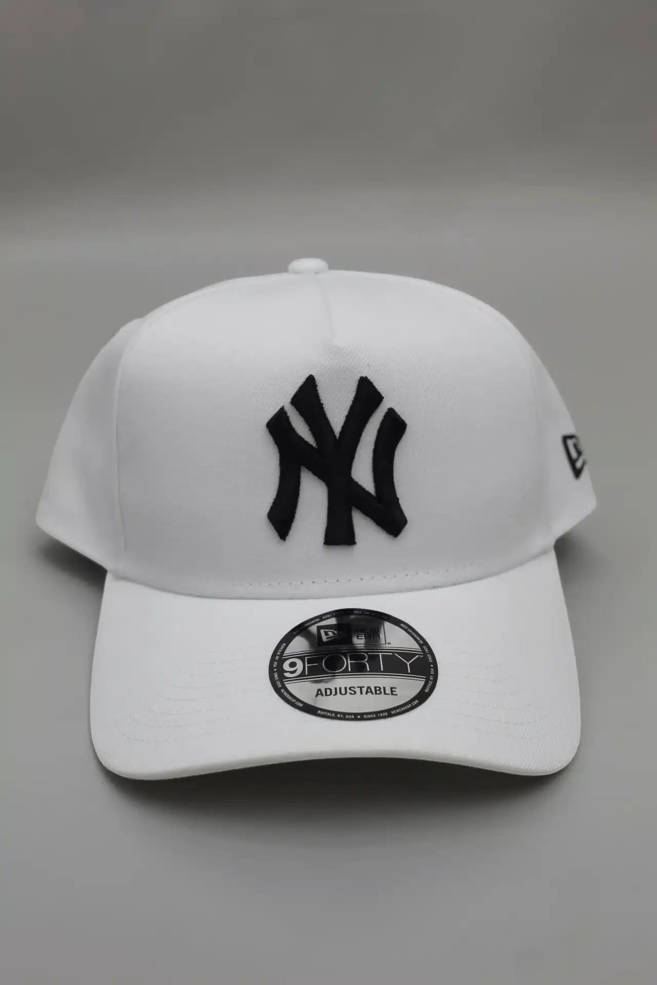 Boné New Era branco - Ale Imports