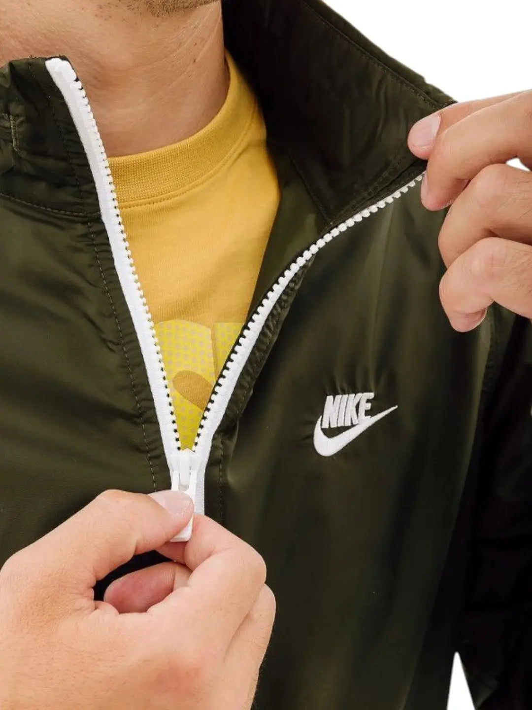 Conjunto Nike Sportswear Club Woven Masculino - Verde - Ale Imports