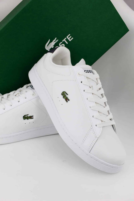 Tênis Lacoste Carnaby Evo: O Estilo e Conforto que Você Precisa - Ale Imports